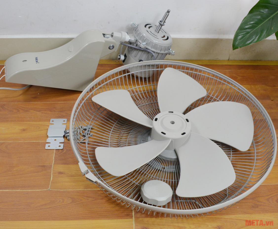 Động cơ bạc đạn giúp quạt treo tường Hatari IW22M1 vận hành bền và ít bảo dưỡng.
