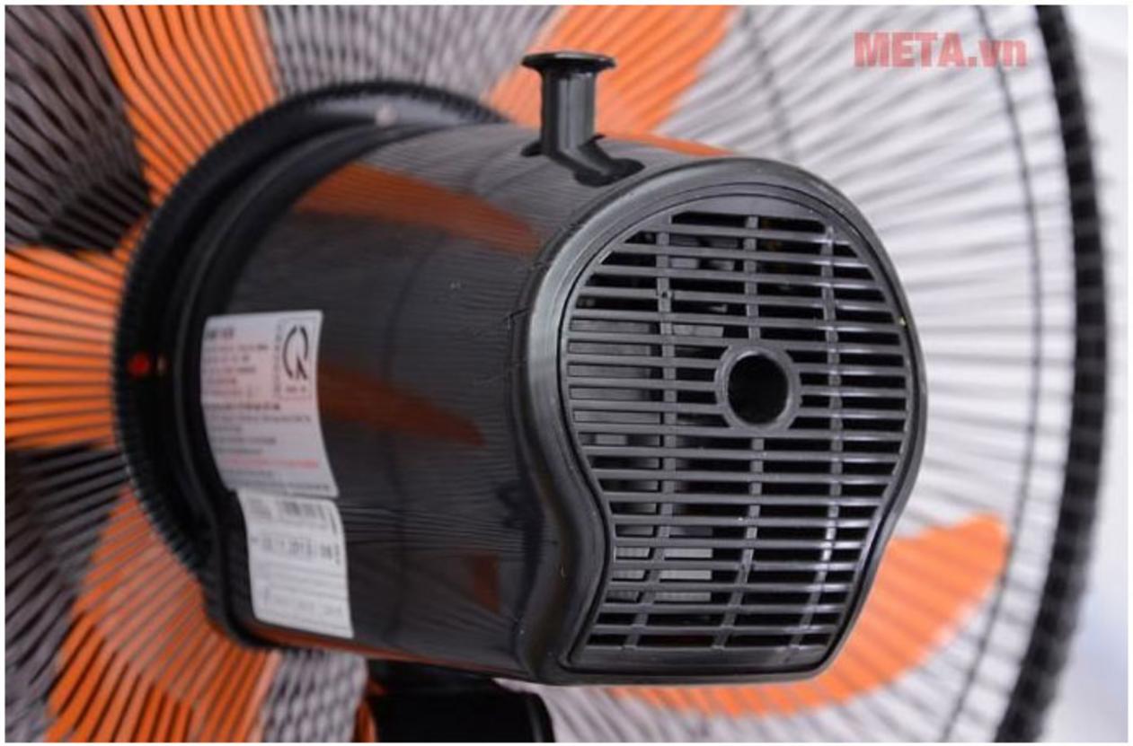 Động cơ bạc thau của quạt treo tường Asia Vina L20002 hướng đến vận hành ổn định và chi phí hợp lý.