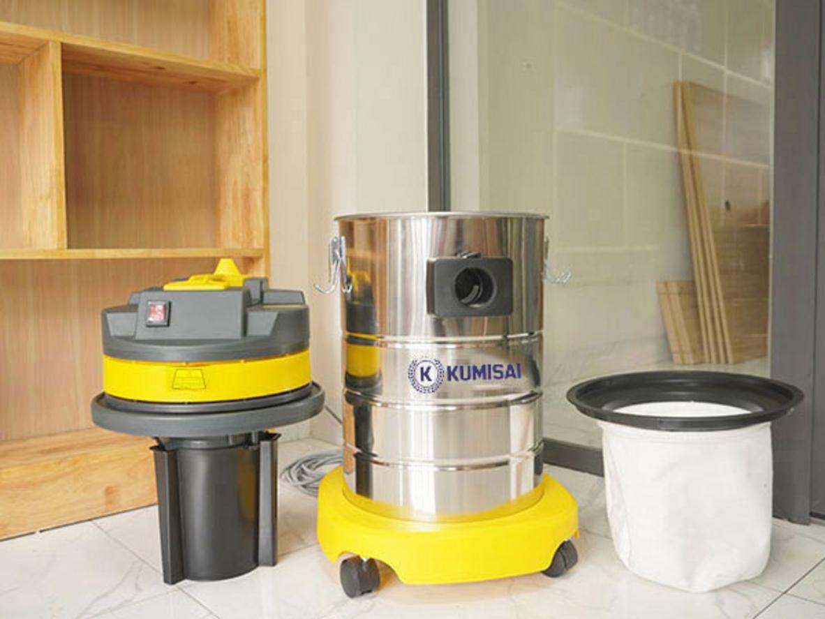 Động cơ dây đồng hỗ trợ KMS 35 vận hành ổn định trong ca làm việc dài.