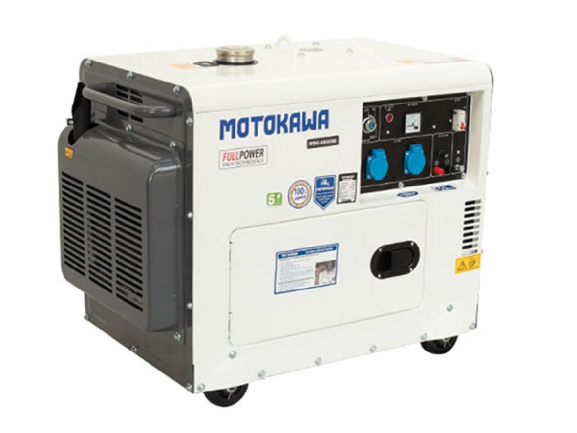 Động cơ Diesel 188FE dung tích 456cc giúp máy vận hành bền bỉ và tiết kiệm dầu.