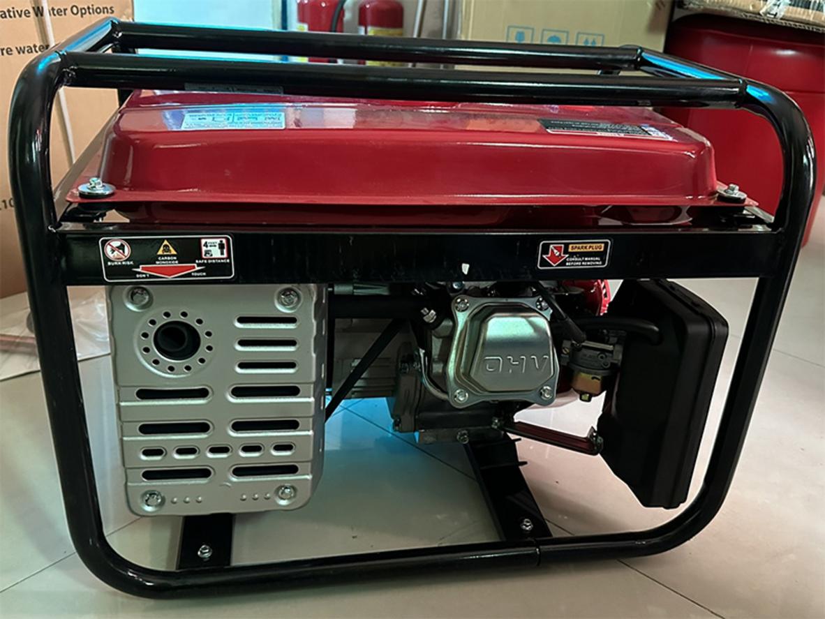 Động cơ Kyo Power 170 giúp máy phát điện chạy xăng 3KVA vận hành ổn định.