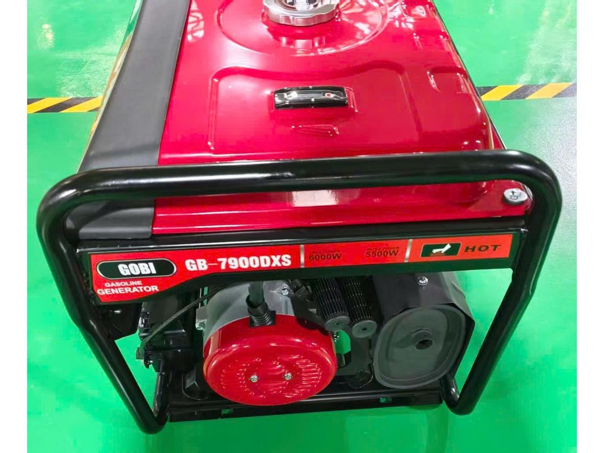 Động cơ xăng 4 thì OHV hỗ trợ vận hành ổn định cho nhu cầu dự phòng.
