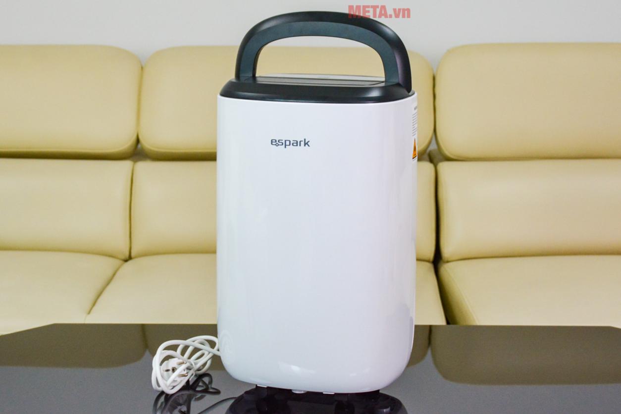Công suất 165W phù hợp dùng thường xuyên trong phòng nhỏ