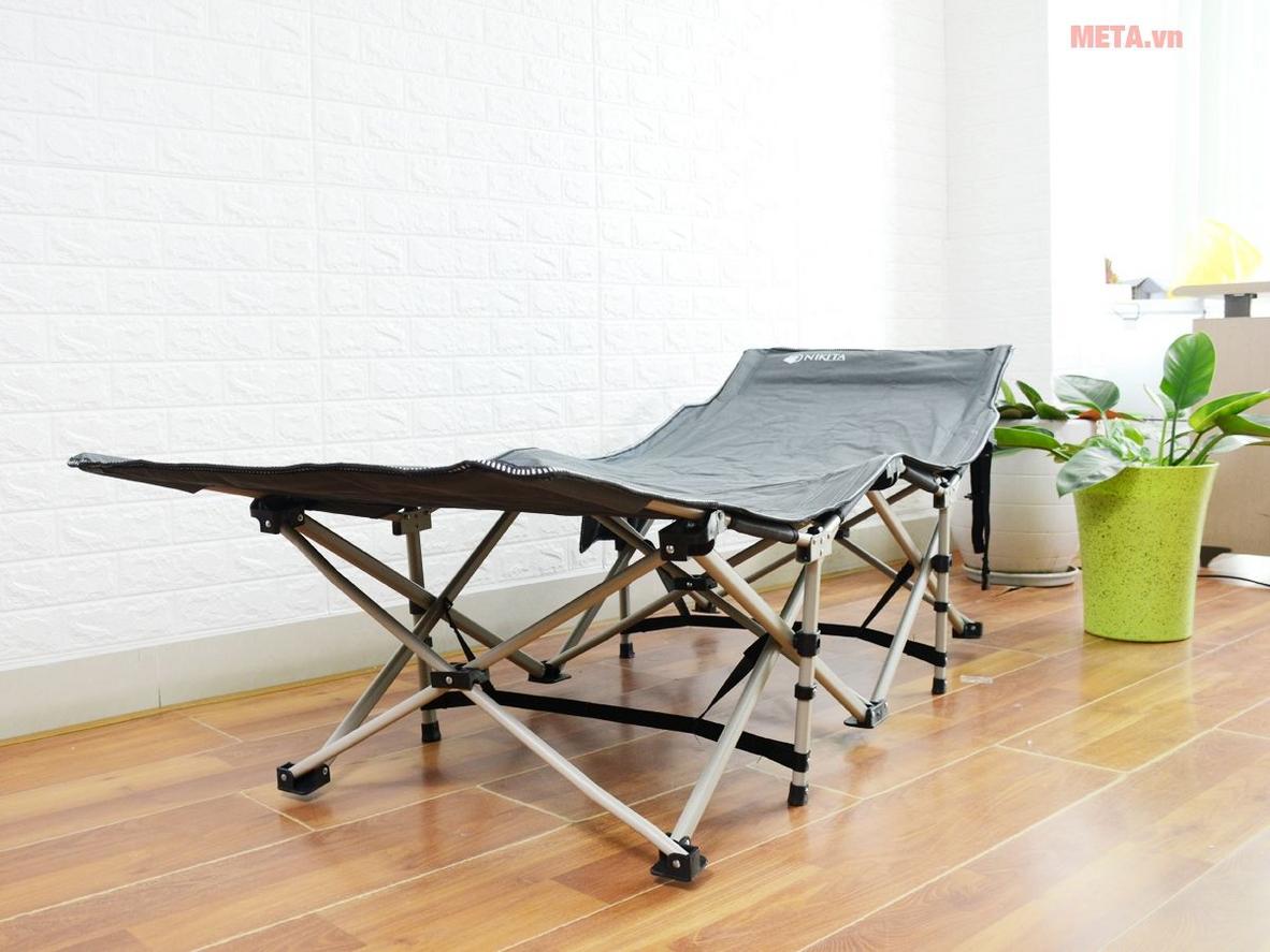 Giường xếp Nikita gấp gọn 107cm x 30cm x 22cm, tiết kiệm diện tích văn phòng.