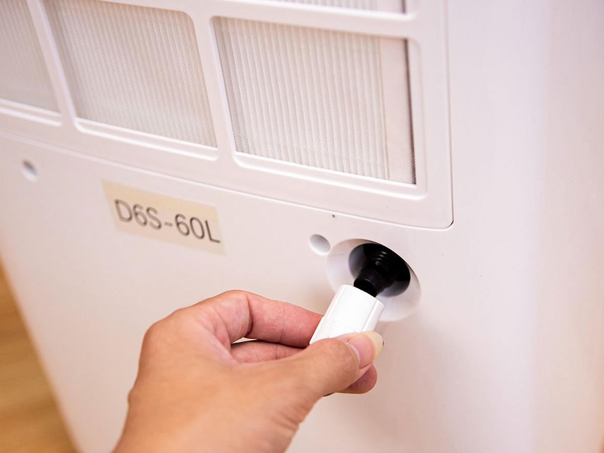 HEPA H13 và ion bạc hỗ trợ giữ bụi mịn, hạn chế nấm mốc trong phòng kín.