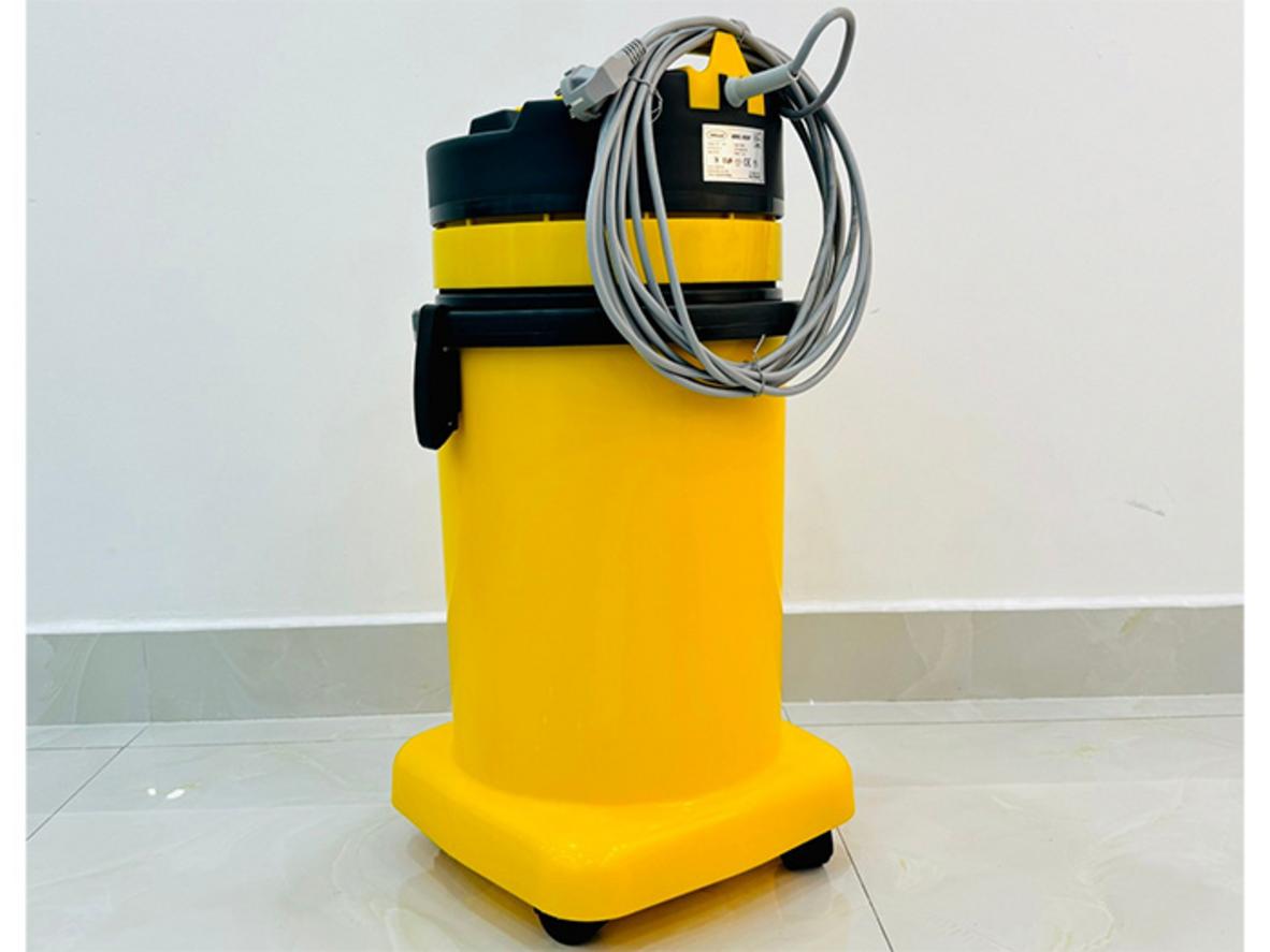 HiClean HC 30P 1500W có khả năng hút khô và hút nước cho khu vực vừa và nhỏ.
