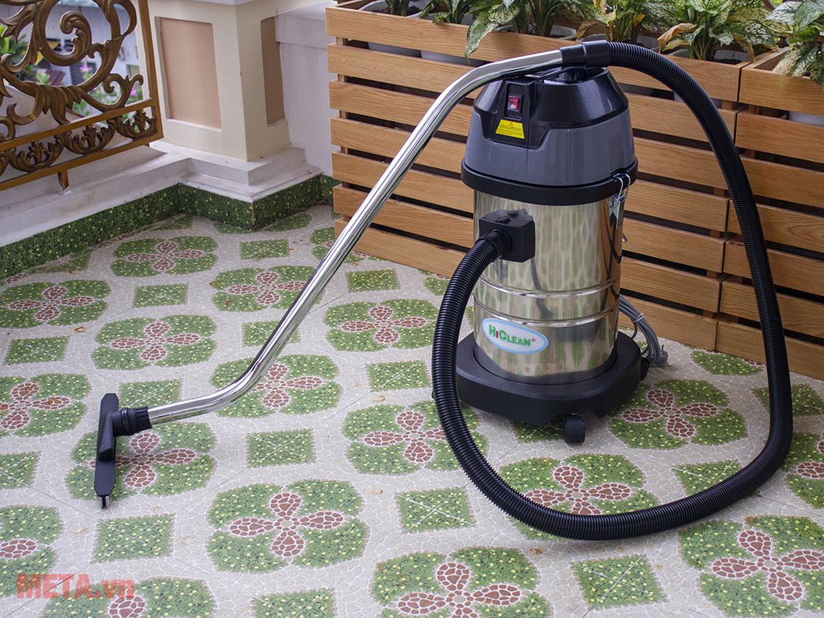 Động cơ 1500W và lưu lượng khí 90L/S giúp HiClean HC30 New hút nhanh, làm sạch hiệu quả.