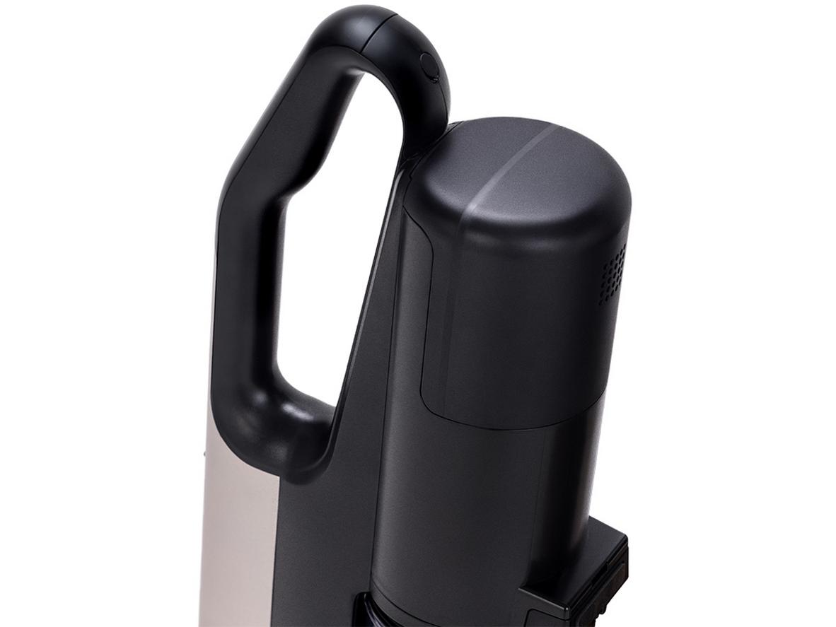 Hộp bụi 500ml và bộ lọc HEPA 4 cấp hỗ trợ giữ bụi mịn tốt hơn khi hút trong nhà.