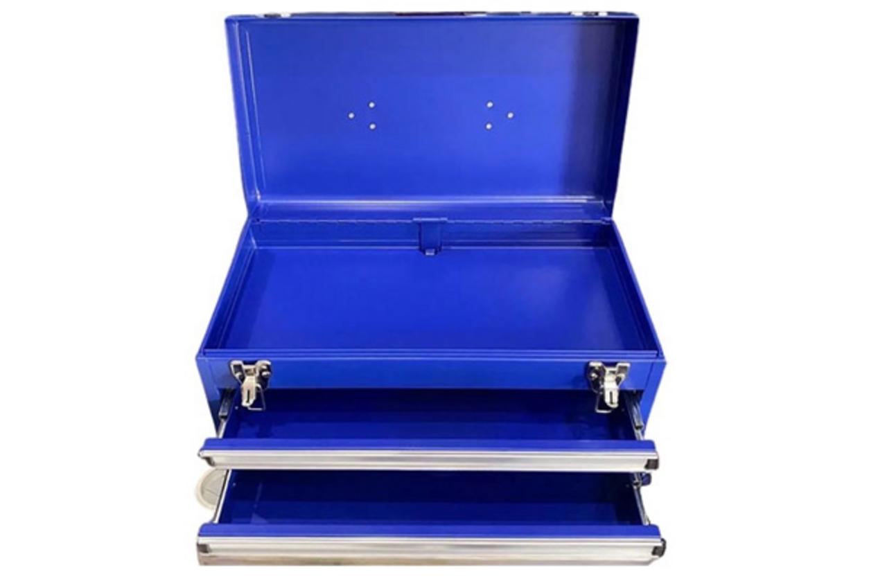 Thiết kế 2 ngăn kéo và 1 ngăn đậy giúp phân loại dụng cụ nhanh, dễ thao tác.