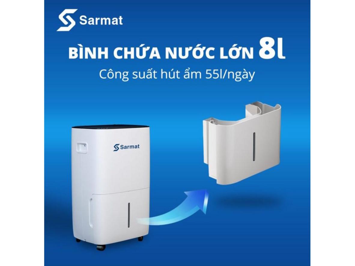 Công suất hút ẩm 55 lít/ngày giúp giảm ẩm nhanh cho không gian rộng.