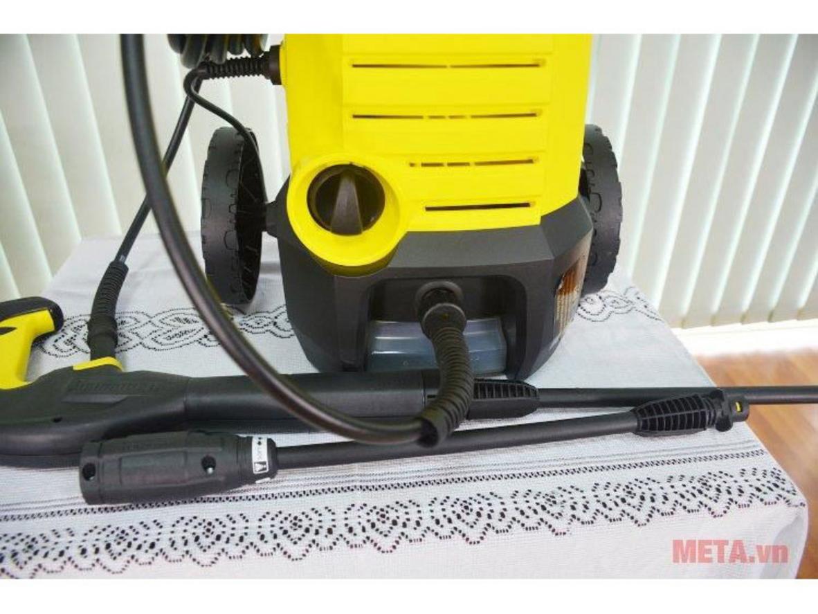 Vỏ nhựa cao cấp và lõi dây đồng giúp máy bền hơn khi dùng định kỳ.