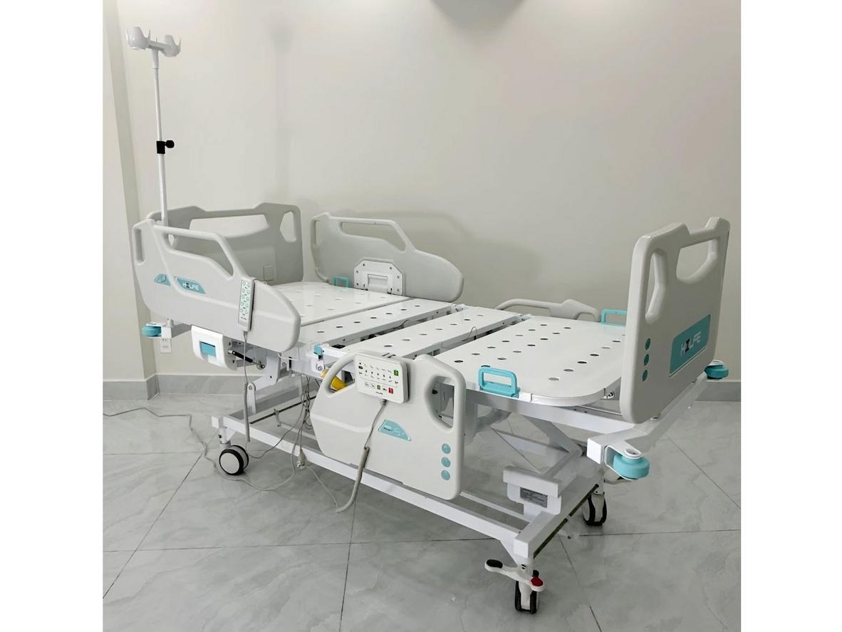 Thanh kéo dài 200mm giúp giường phù hợp hơn với người cao lớn.