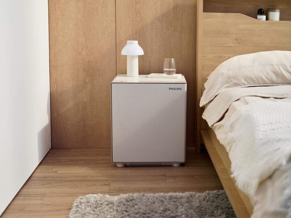 Philips SBX300 kết hợp mở khóa vân tay, mã số ảo và cảnh báo an toàn cho phòng ngủ.