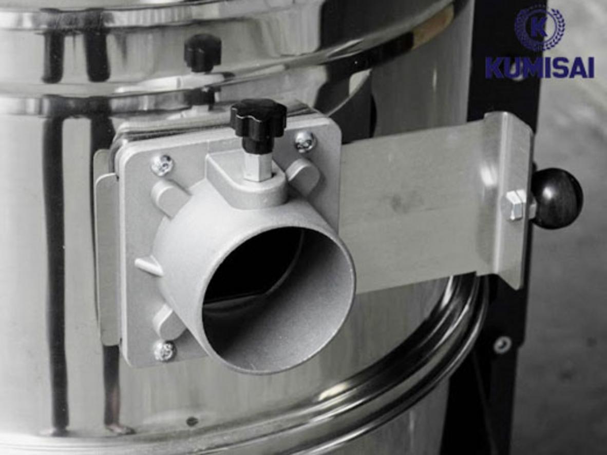 Thùng inox 100L giúp KMS100 chứa nhiều bụi hơn và giảm số lần đổ rác.