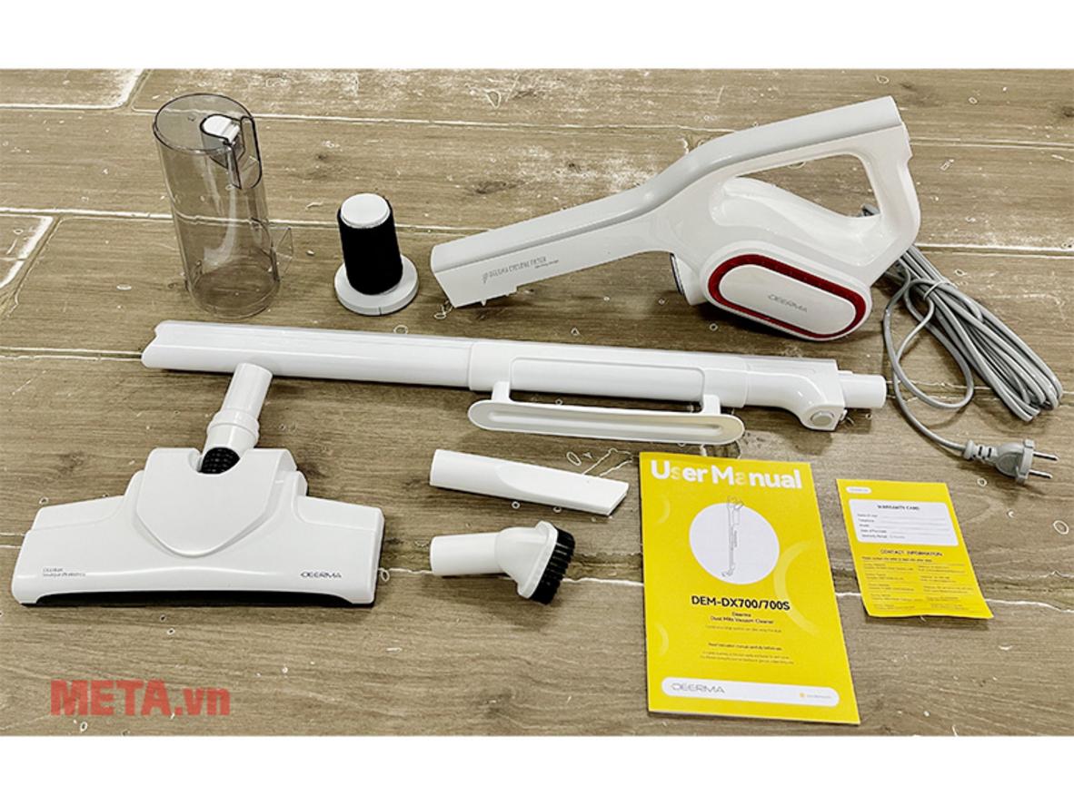 Máy hút bụi cầm tay Deerma DX700 gọn nhẹ, lực hút 15.000 Pa, phù hợp dọn nhà hằng ngày.