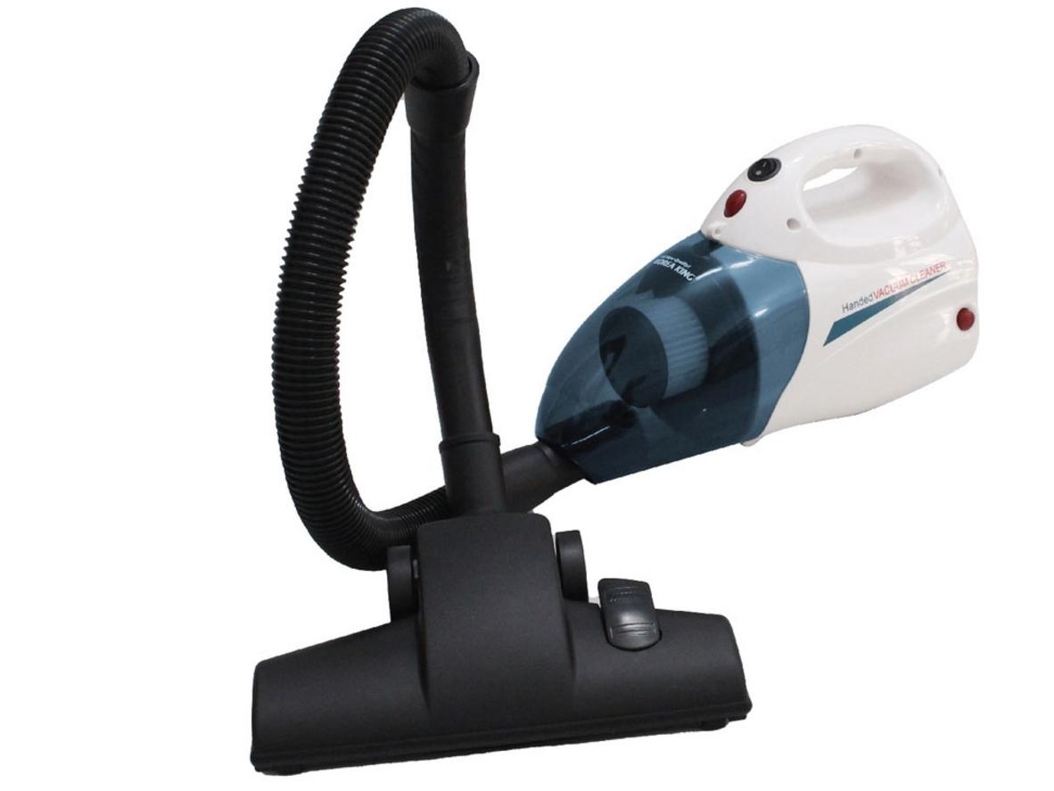 Máy hút bụi cầm tay Korea King PDG-666 gọn nhẹ, phù hợp dọn nhanh trong nhà và xe hơi.