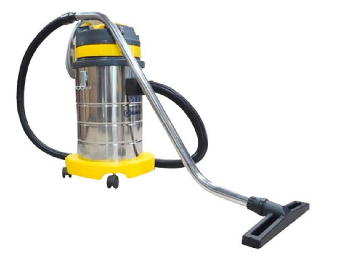 Máy hút bụi công nghiệp Kumisai KMS 35 gọn khỏe, phù hợp không gian vừa và nhỏ.