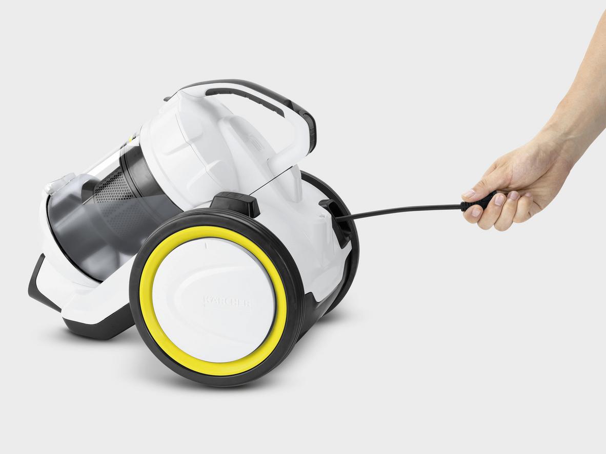 Karcher VC 3 Plus phù hợp hút bụi sàn cứng, thảm mỏng và khe hẹp trong gia đình.