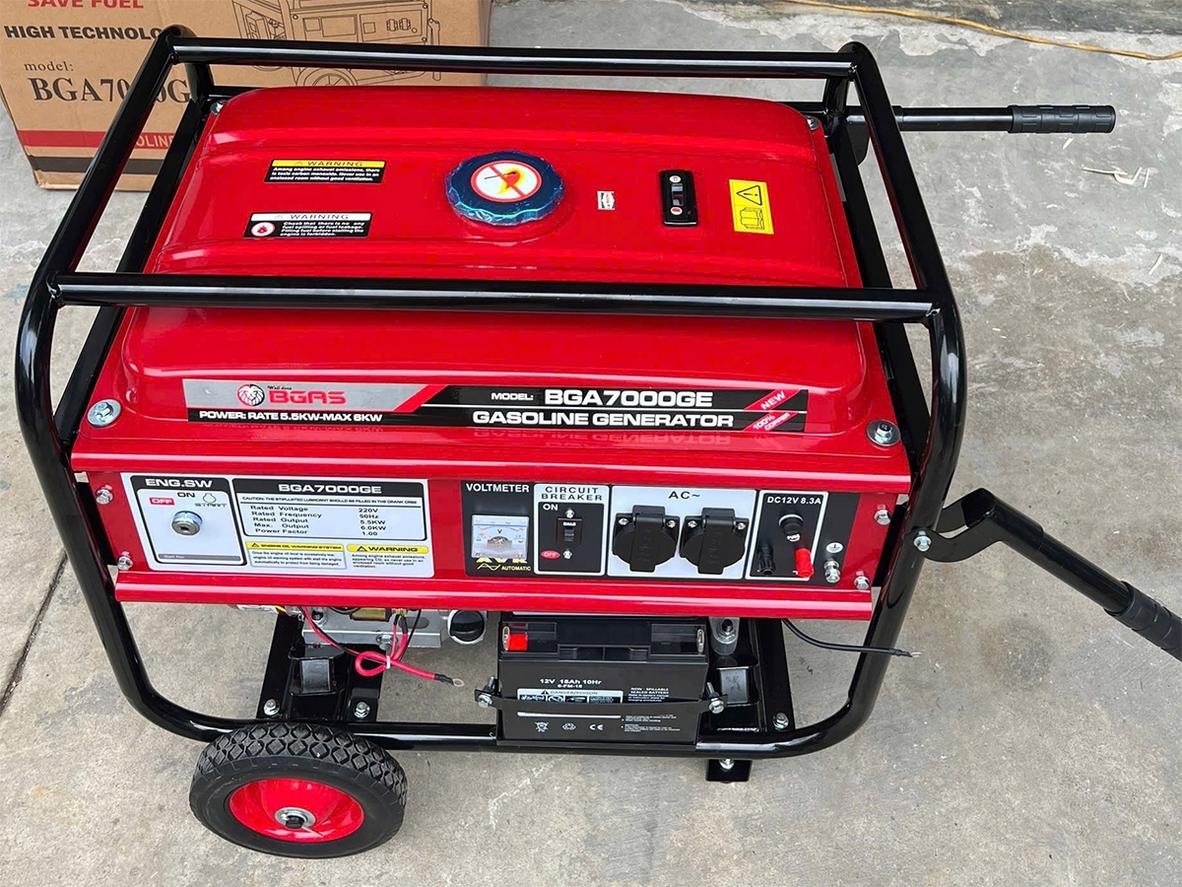 Máy phát điện chạy xăng Bgas BGA7000GE (5.5KW) cho nhu cầu dự phòng điện ổn định tại gia đình và cửa hàng nhỏ.