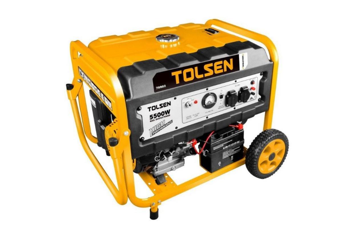 Máy phát điện chạy xăng Tolsen 79992 5.000W dành cho nhu cầu dự phòng điện gia đình và cửa hàng nhỏ.
