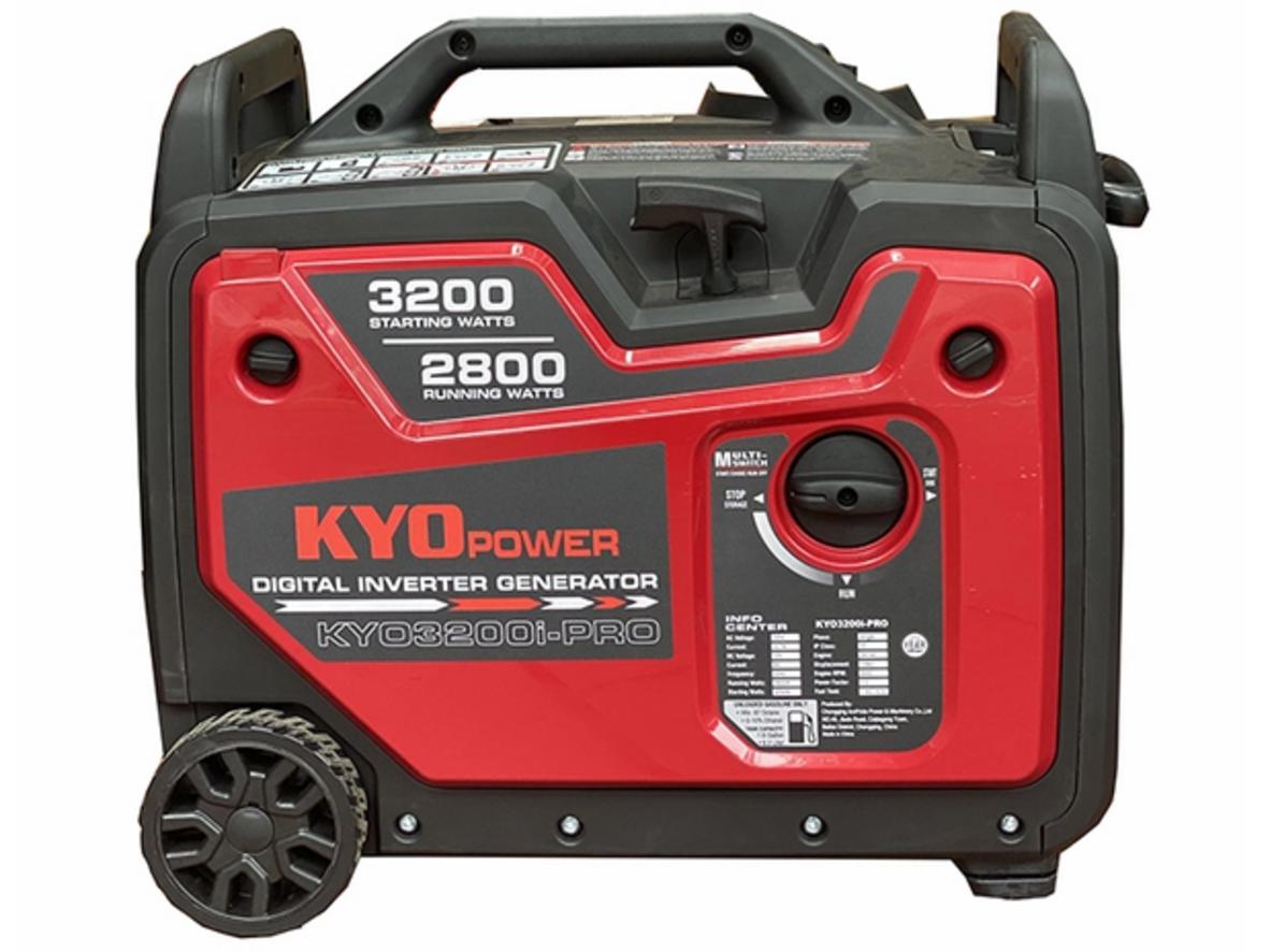 Máy phát điện Kyo Power 2.8 KVA 3200i-Pro gọn nhẹ, dễ di chuyển, phù hợp điện dự phòng gia đình và cửa hàng nhỏ.