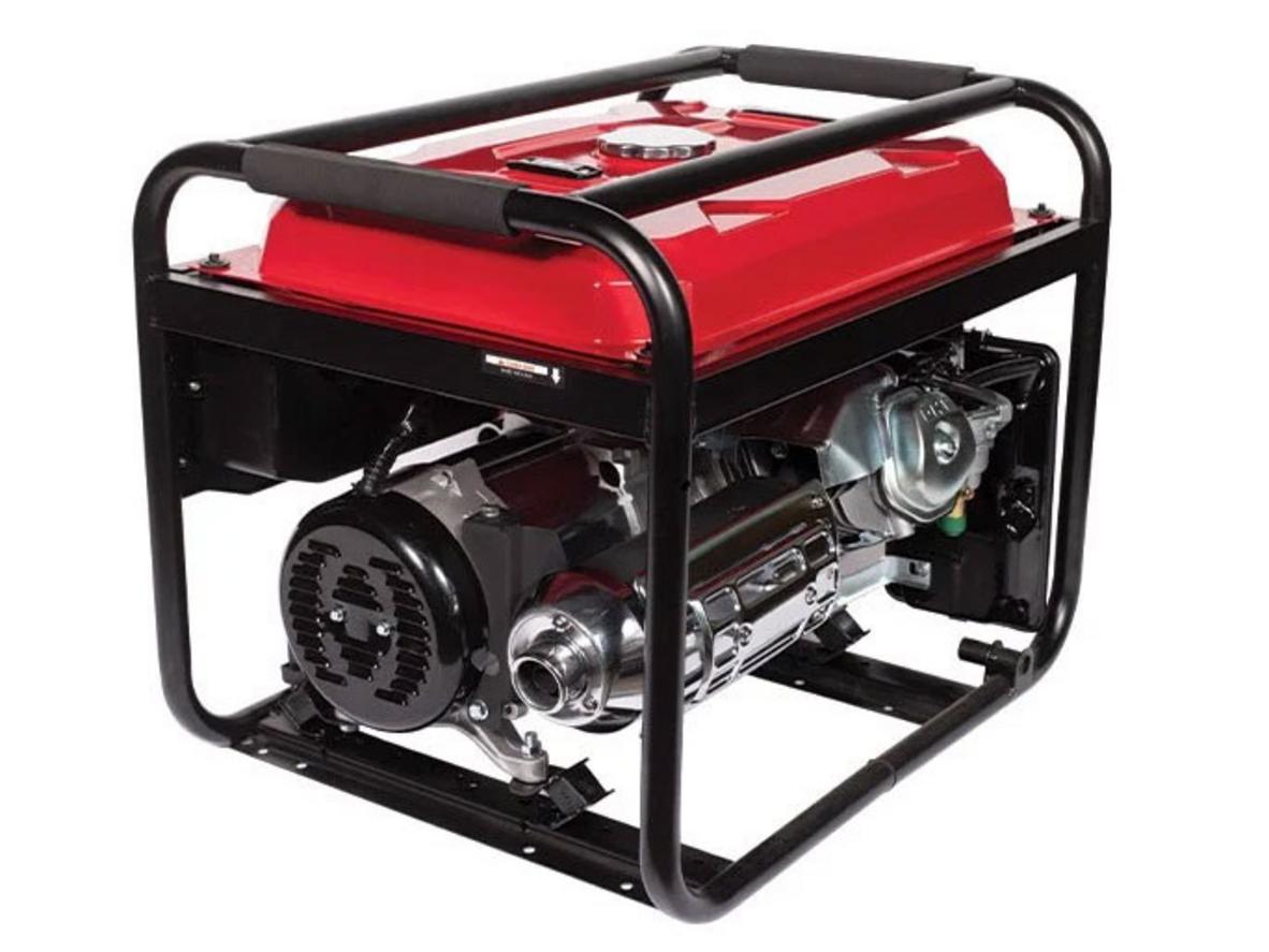 Motokawa MK-7000WE vận hành ổn định với đề điện, phù hợp nhu cầu dự phòng điện gia đình và kinh doanh nhỏ.
