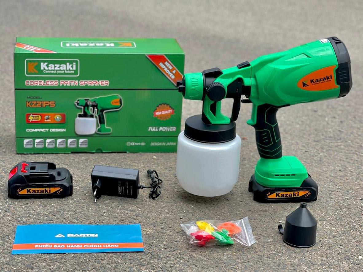 Kazaki KZ21PS với bình 800ml, 2 pin 1.5Ah và bộ đầu phun đa cỡ