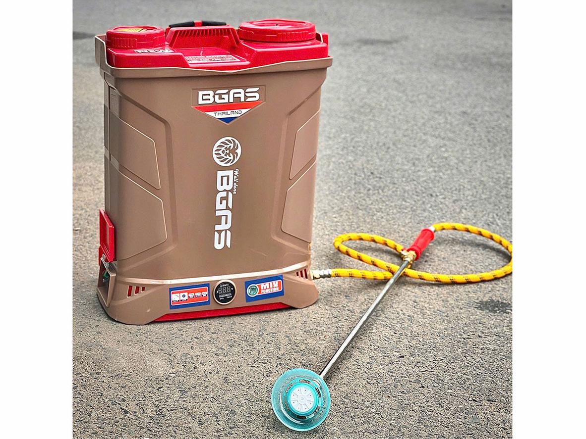 Máy phun thuốc Bgas BGA20A14G 20 lít, 2 bơm, có đảo thuốc.