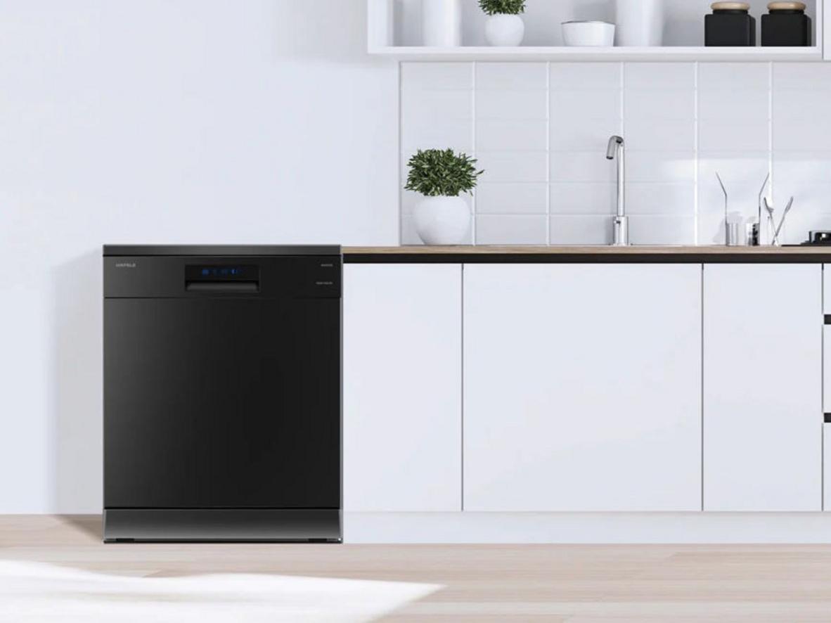 Bảng điều khiển cảm ứng và 3 giàn rửa linh hoạt của máy rửa bát Hafele HDW-F602TB 535.29.552.