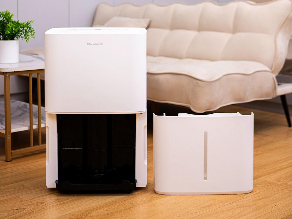 Mi Home giúp kiểm soát Lumias D6S-60L từ xa và theo dõi độ ẩm dễ dàng.