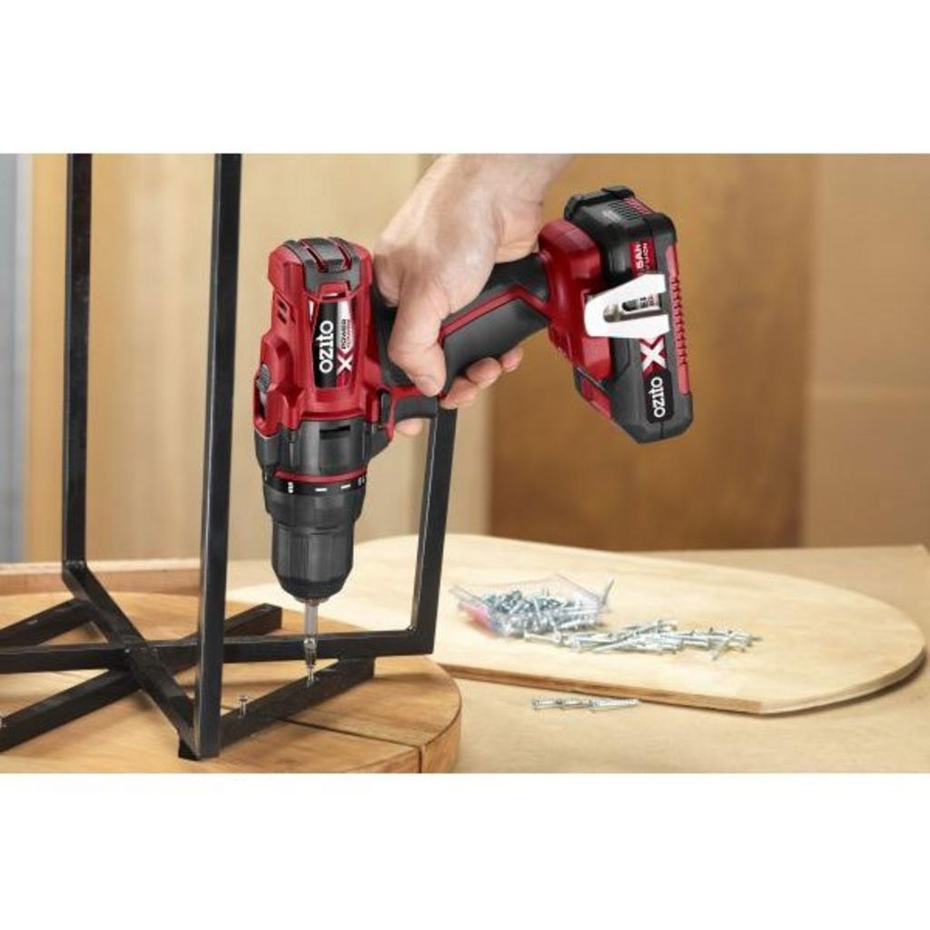 2 pin Li-ion 18V 1.5Ah giúp Ozito PXDDK-215B làm việc liên tục hơn.