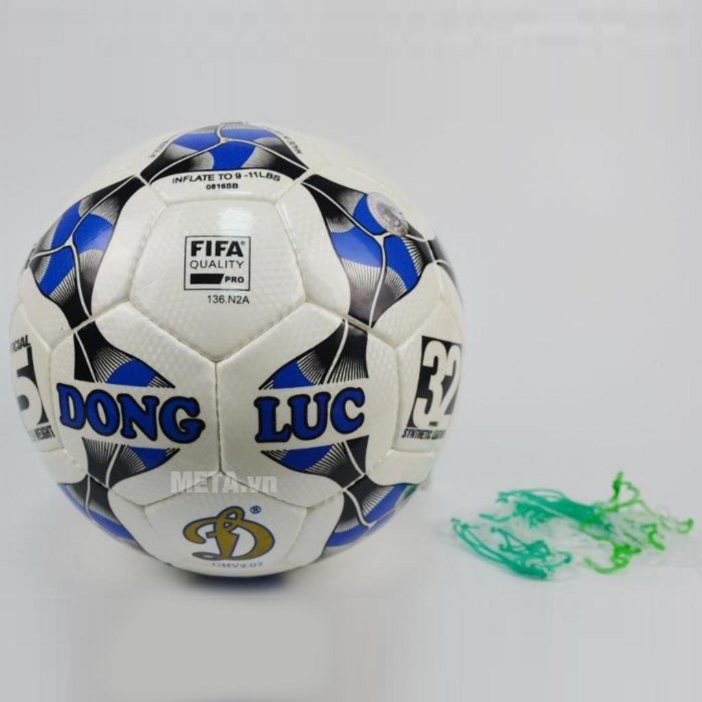 Cấu tạo và hiệu năng của bóng đá FIFA Quality Pro UHV 2.07 trong thi đấu thực tế.