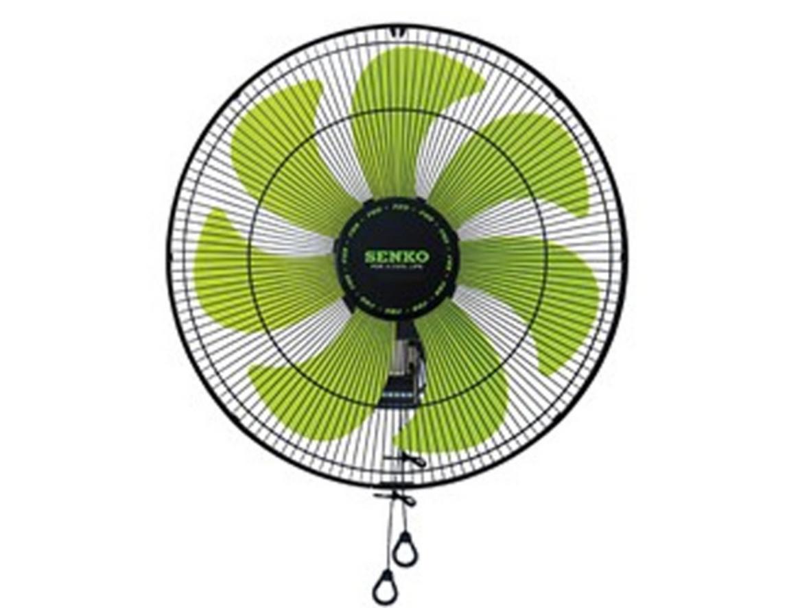Senko TC1622 dùng công suất 65W, 7 cánh và sải cánh 39cm để tạo gió mạnh.