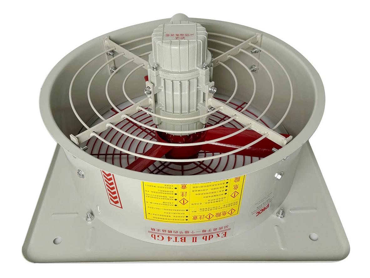 Thiết kế khung 485 x 485 x 270 mm giúp BFAG-400 lắp gọn trên tường và hút khí tập trung.