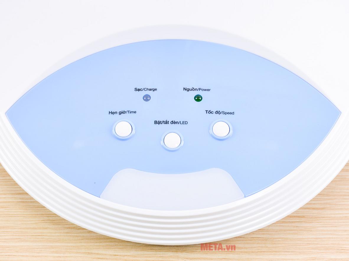 Nhựa cao cấp và 5 cánh giúp quạt bền đẹp, dùng an toàn hơn