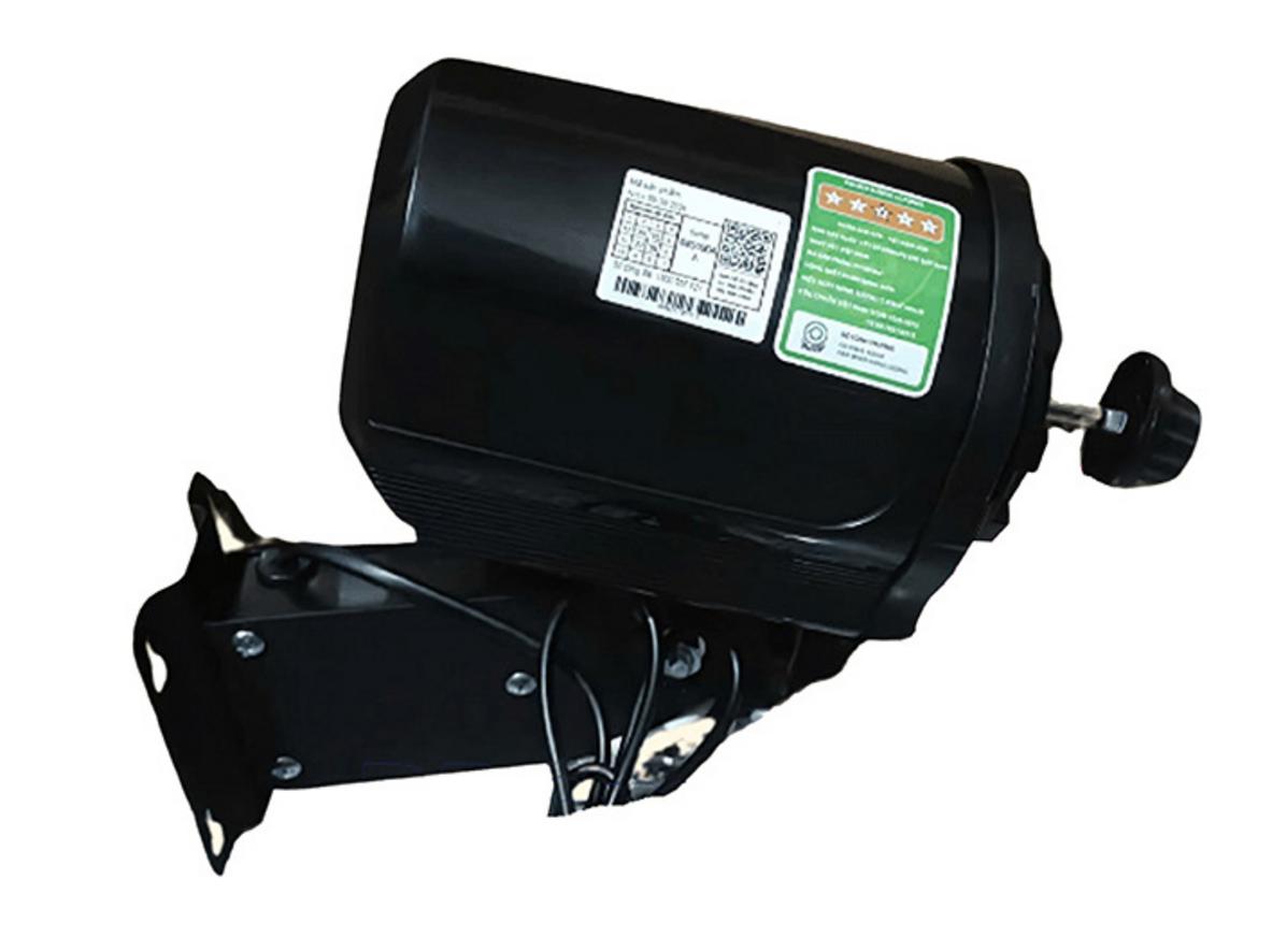 Cấu hình 90W, cánh 40cm và 6 cánh giúp quạt treo tường ASIAVINA Turbo Plus tạo gió mạnh cho không gian rộng.