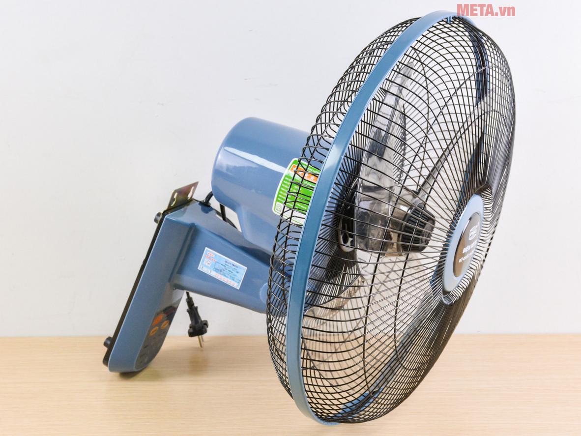 Quạt treo tường Điện Cơ 91 QTT-ĐKA cho gió mạnh, gọn chỗ và dễ thao tác từ xa.