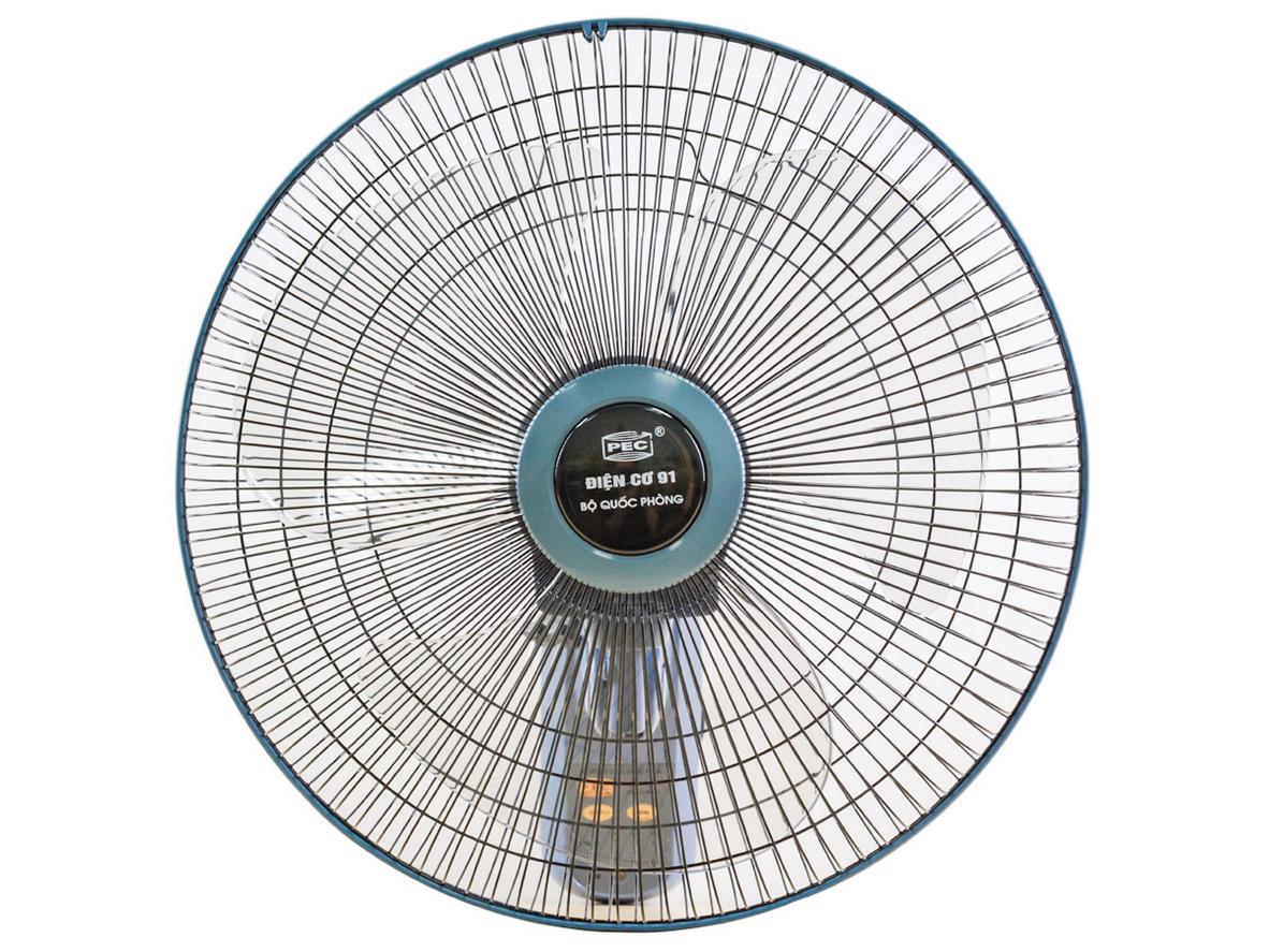 Quạt treo tường Điện Cơ 91 QTT-ĐKA có remote, gọn diện tích và dễ dùng cho phòng nhỏ.