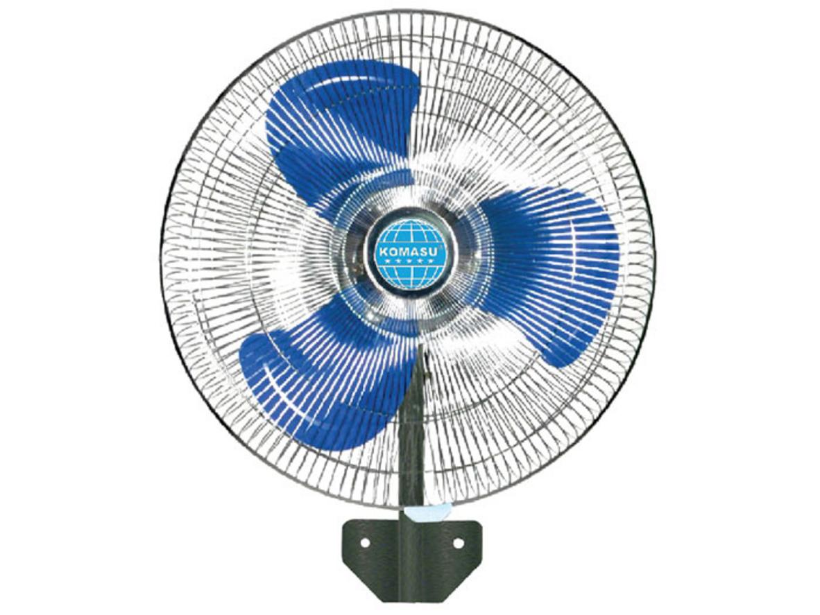 Quạt treo tường Komasu KM500SIN (lồng mạ, cánh tai voi) gió mạnh, gọn chỗ, bền dùng lâu.
