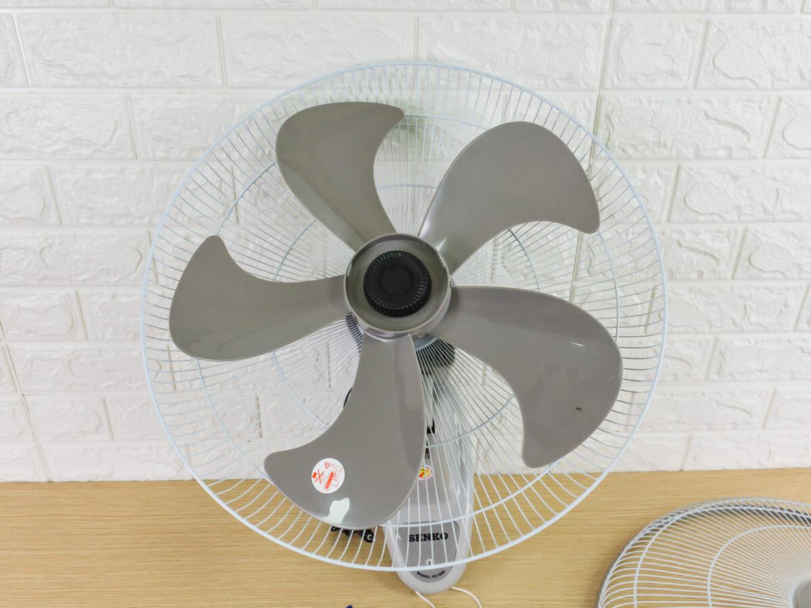 Senko TC1880 75W cho luồng gió mạnh, phù hợp không gian cần làm mát nhanh.