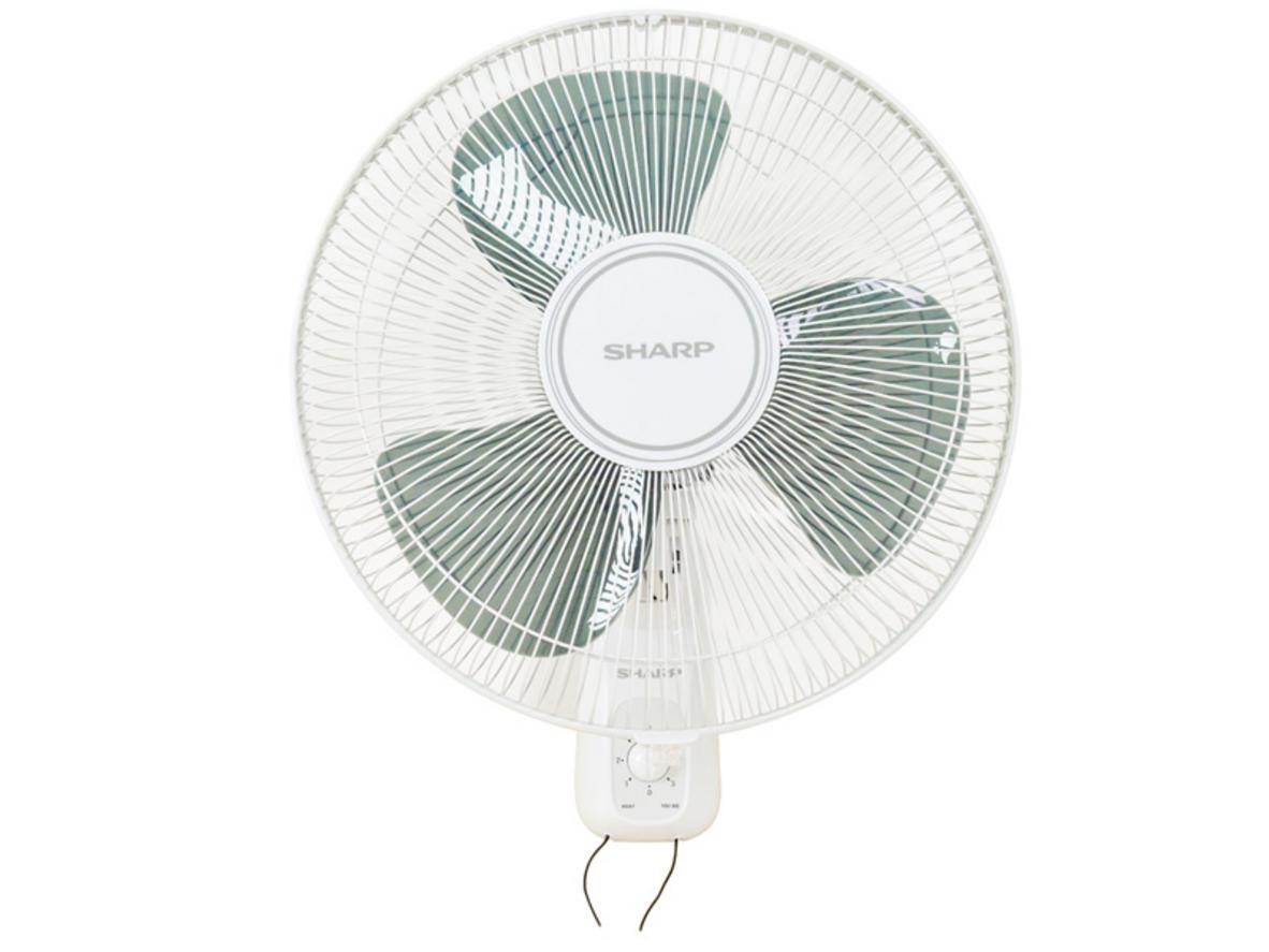 Quạt treo tường Sharp PJ-W40MV-LG gọn diện tích, gió mạnh cho không gian nhỏ.