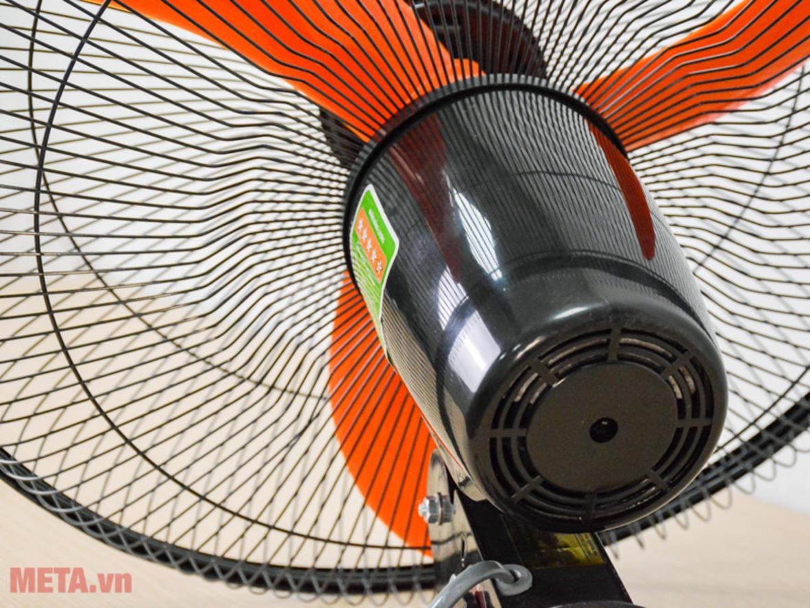 Quạt treo tường Vinawind cánh 450-ĐM phù hợp không gian dùng chung cần gió khỏe và tiết kiệm diện tích.