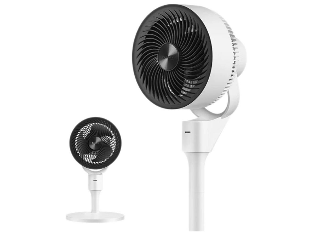 Công suất 32W giúp quạt vận hành tiết kiệm hơn khi dùng thường xuyên.