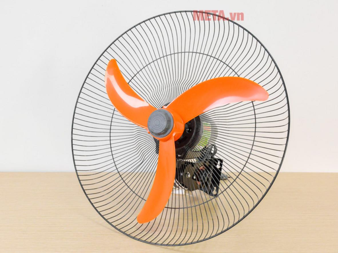 3 tốc độ gió và góc quay 87 độ giúp quạt phân phối gió rộng, dễ điều chỉnh theo nhu cầu.