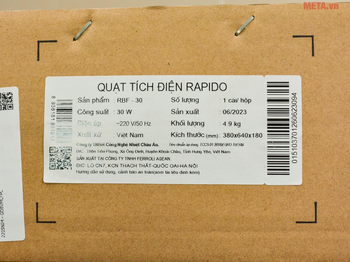 Quay 360 độ giúp luồng gió phân tán đều hơn trong phòng.
