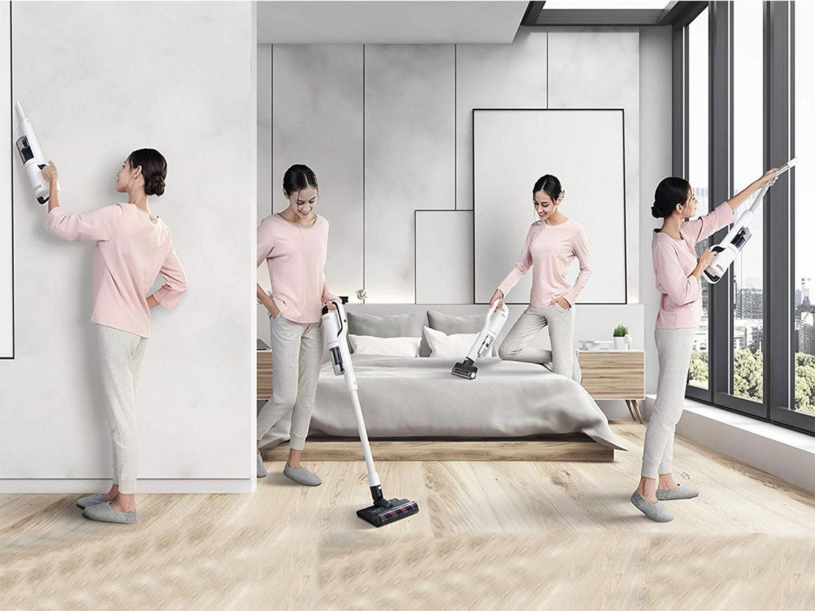 Hộp bụi 400ml và bộ đầu hút giúp Xiaomi Roidmi X20 linh hoạt hơn trong nhiều ngóc ngách.