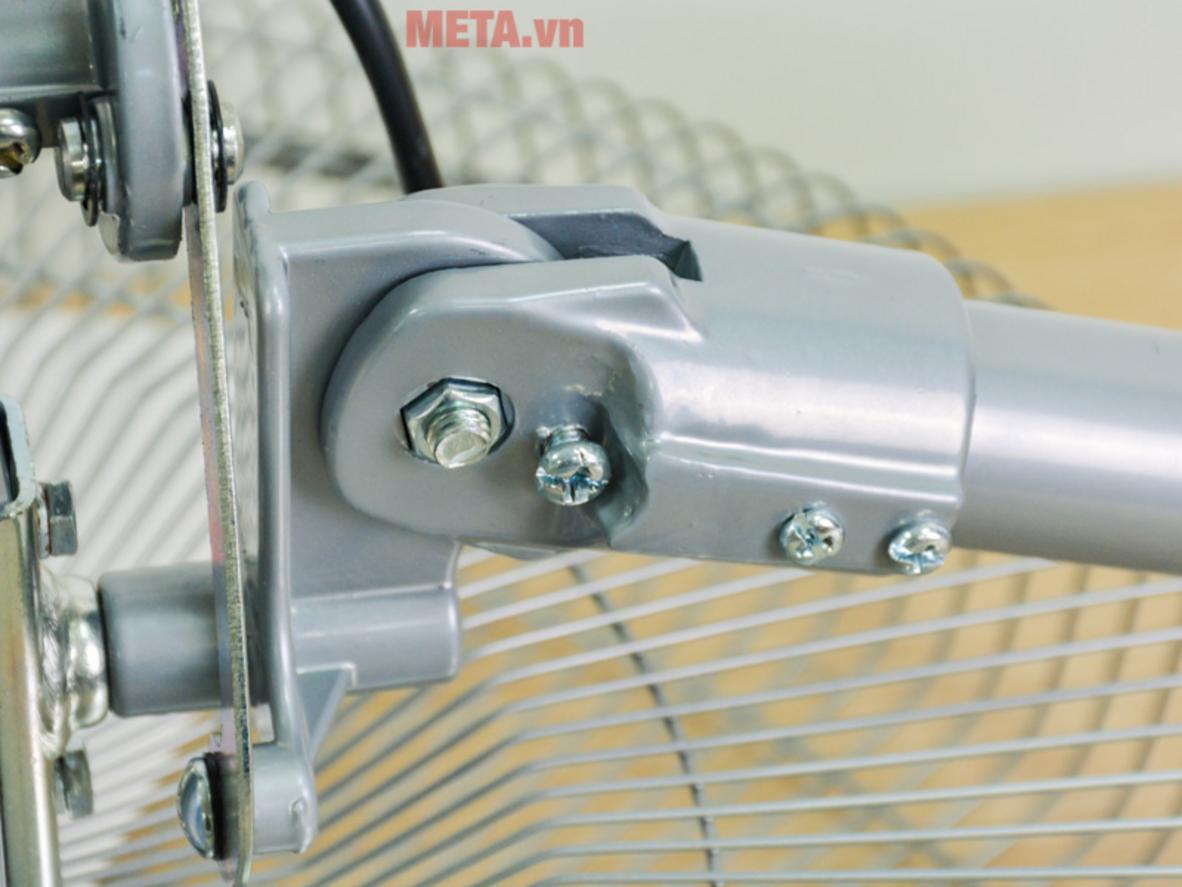 So sánh cùng phân khúc giúp chọn đúng mẫu quạt treo tường công nghiệp cho nhu cầu thực tế.