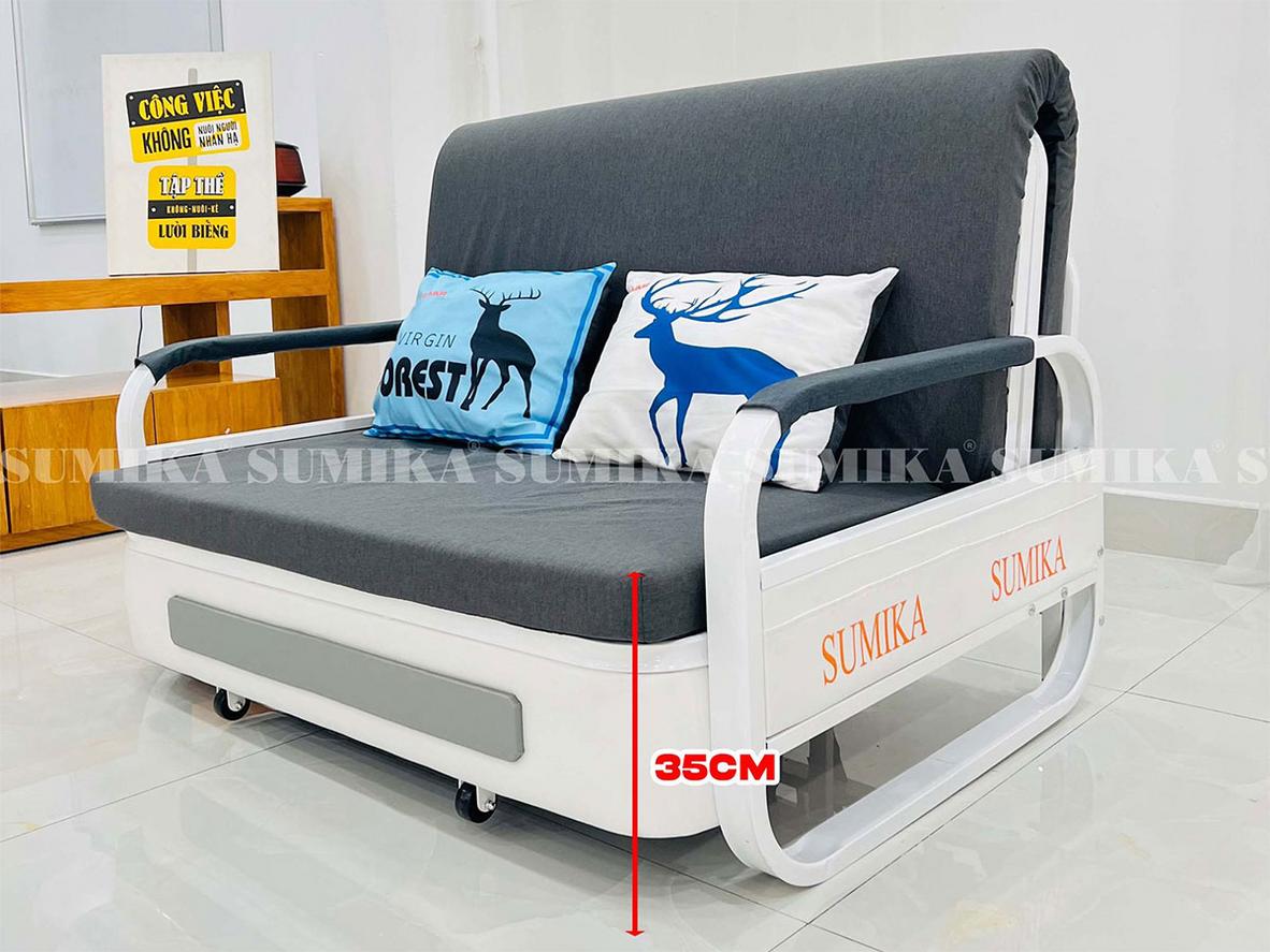 Khung thép sơn tĩnh điện, bánh xe di chuyển và đệm dày 7cm giúp SKB120 bền chắc, dễ dùng hằng ngày.