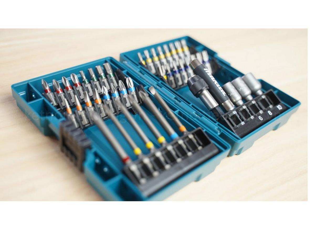 Thép hợp kim cao cấp giúp mũi vít Makita B-55697 bền và hạn chế mài mòn.