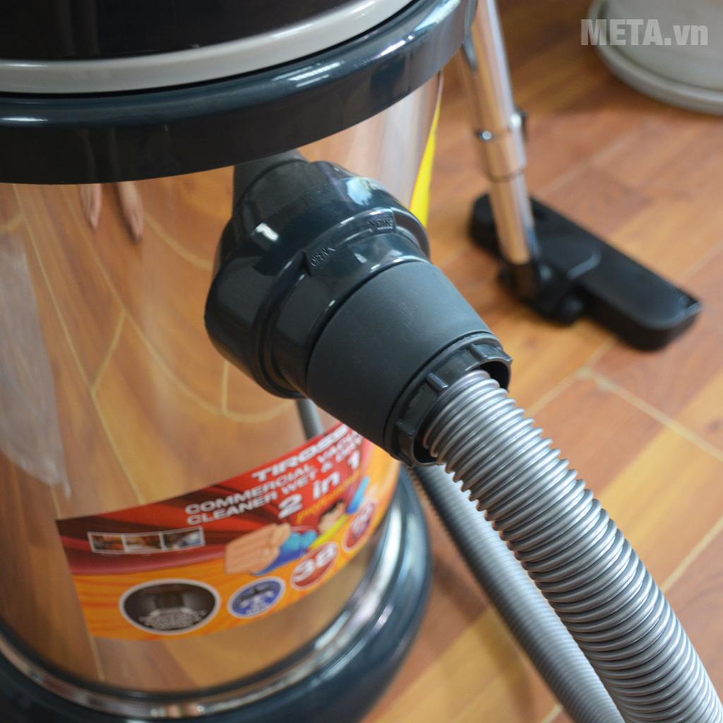 Độ ồn dưới 70dB giúp máy dễ dùng hơn trong môi trường làm việc kín.